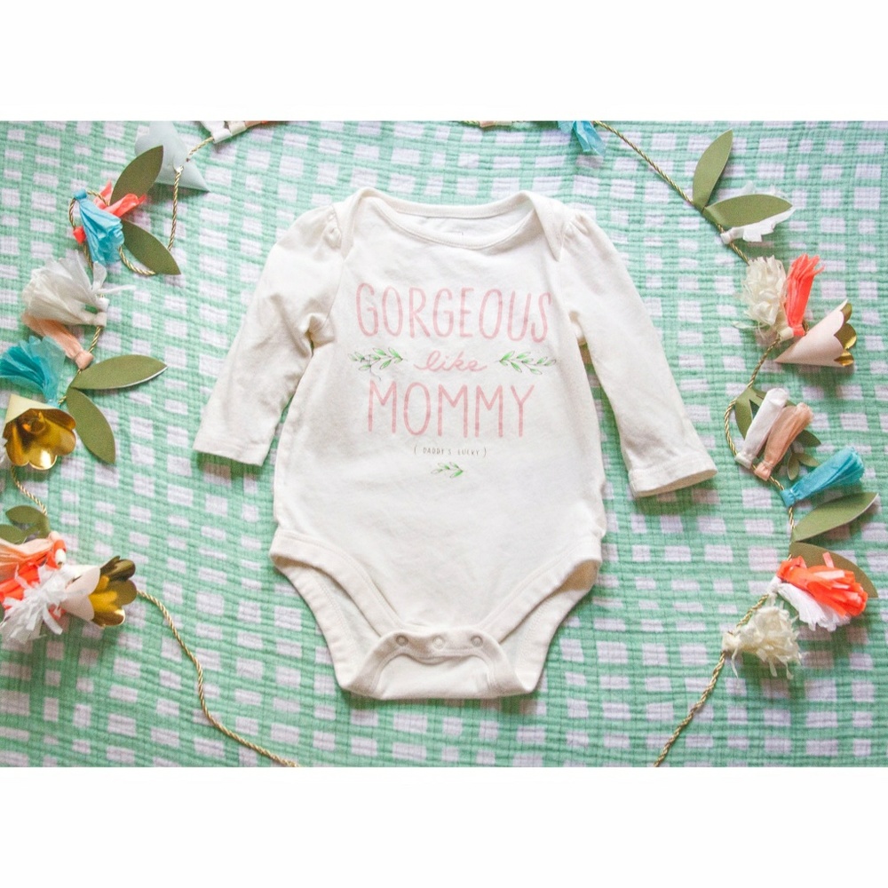 NWOT Baby Gap Gorgeous Like Mommy Onesie - Picture 1 of 2